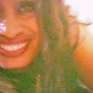 Meet your Posher, Lydia